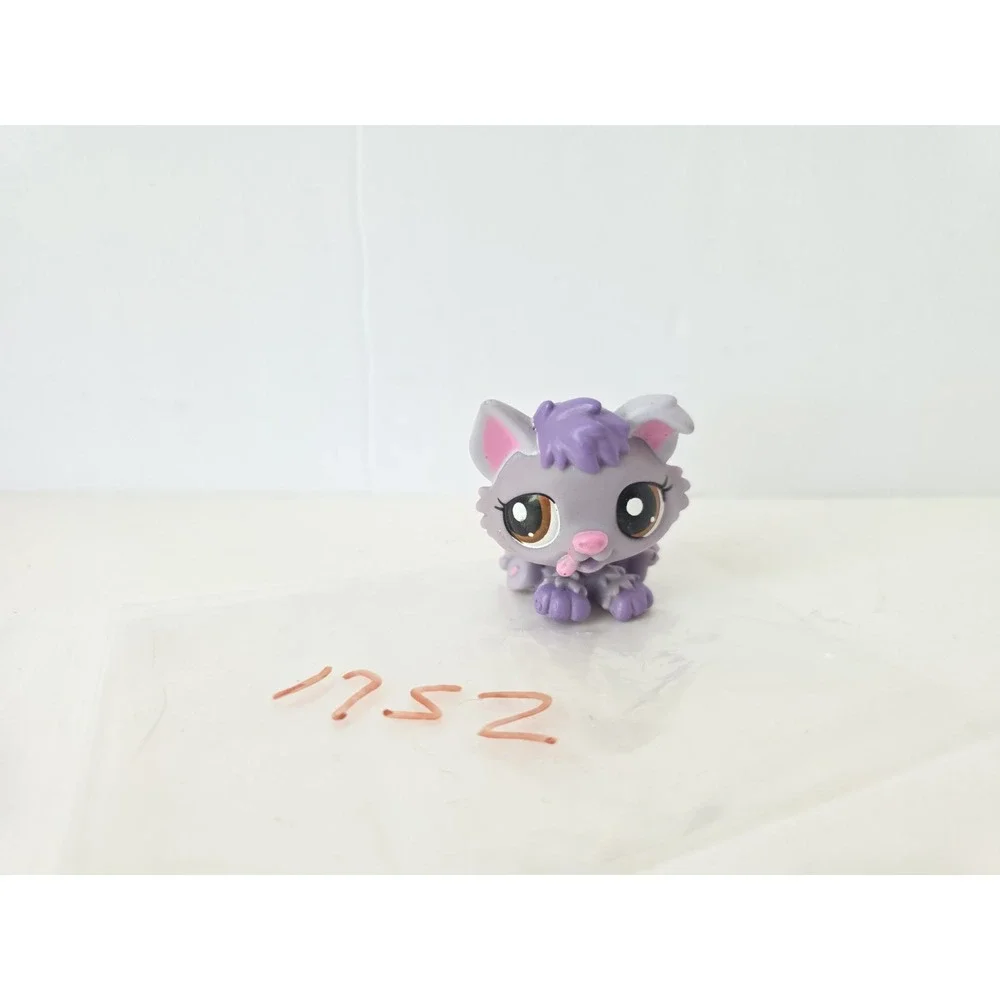 Littlest Pet Shop figure dog 1752 purple husky